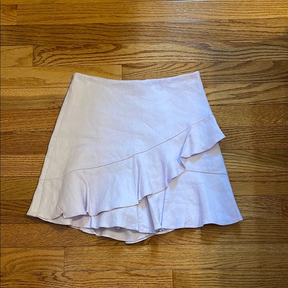 NWOT Express Lavender Asymmetrical Ruffled Mini Skort